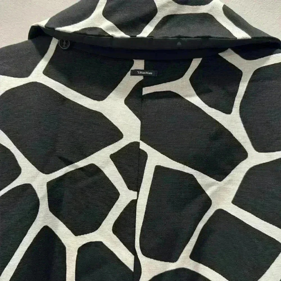 Max Mara Monochrome Printed Reversible Vada Coat, Size 6, Like New - Picture 8 of 12